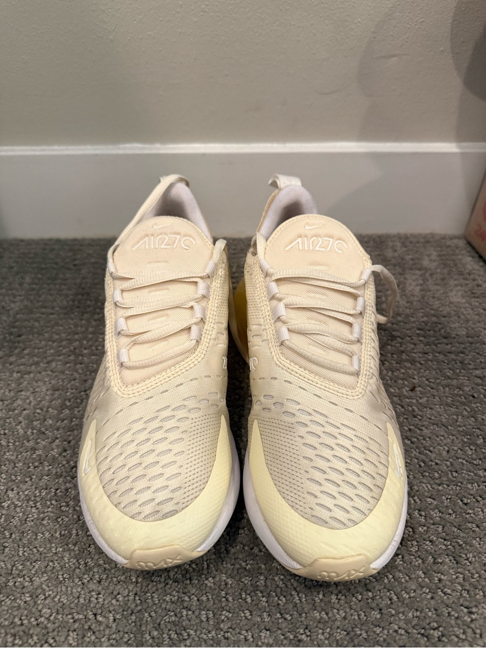 Nike Women's Cream and Light Yellow Air Max 270 Sneakers